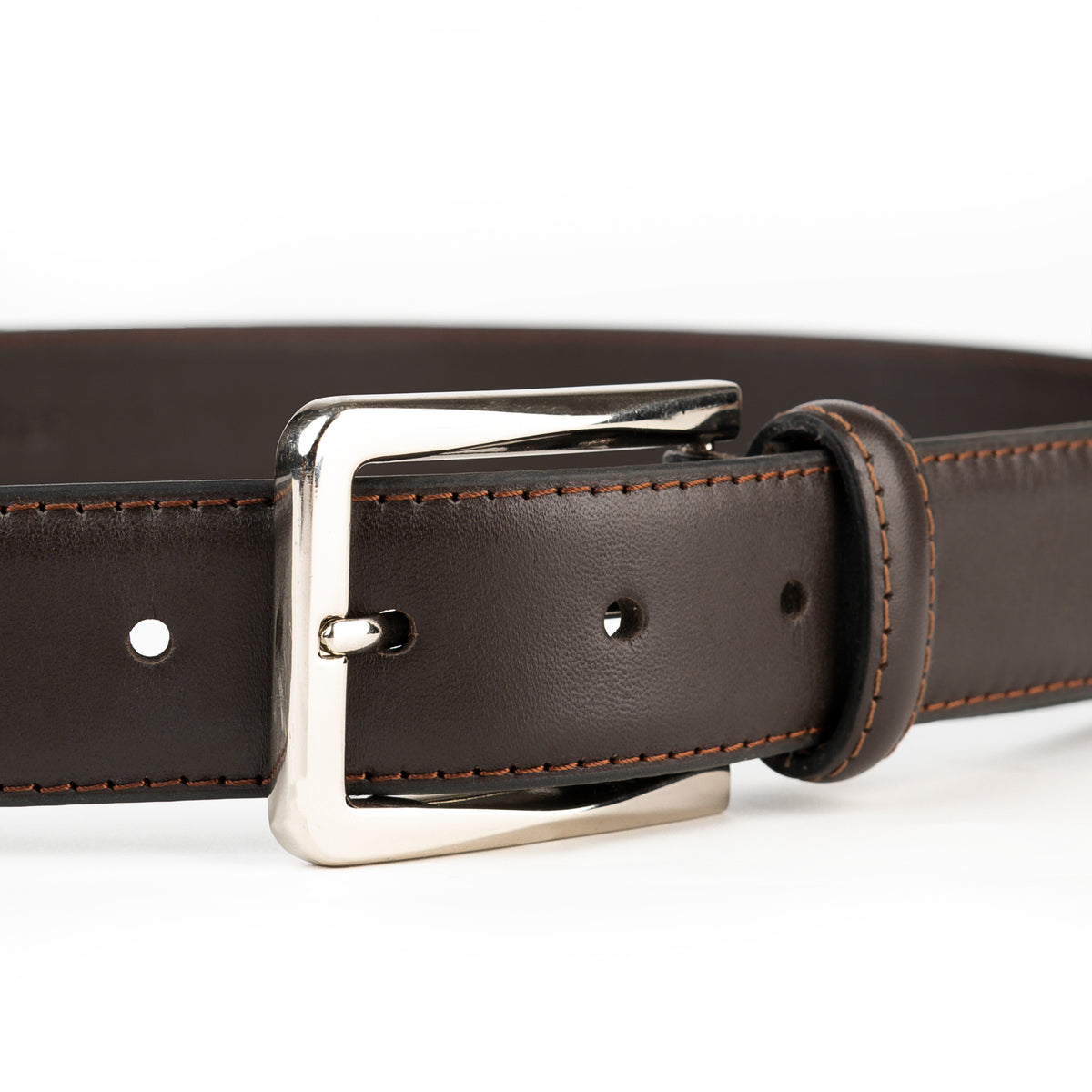 Brown Avenue leather belt buckle close-up